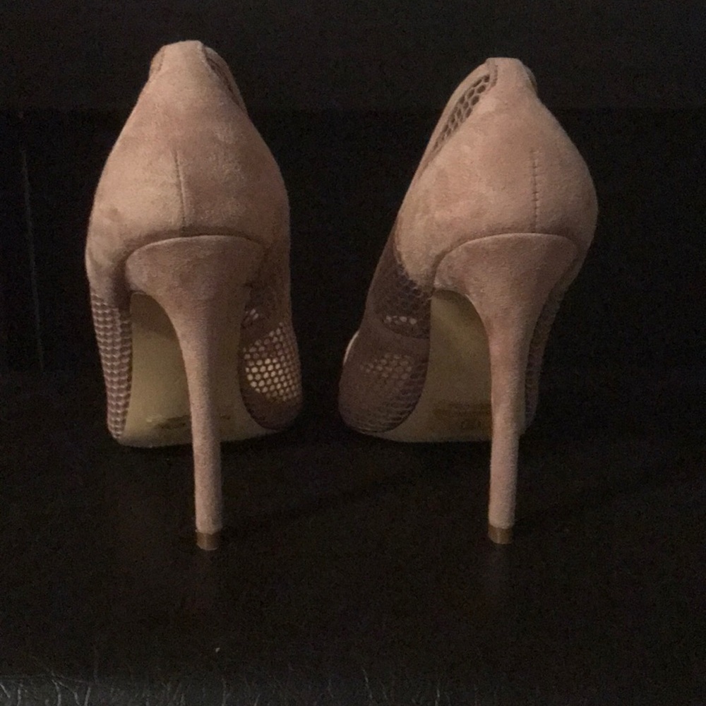 High heels - Picture 2 of 6